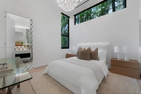 33 E Dilido Drive Miami Beach FL 33139