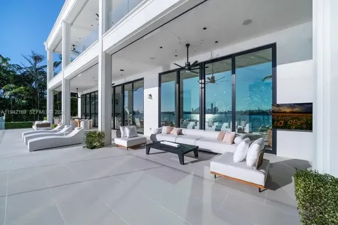 33 E Dilido Drive Miami Beach FL 33139
