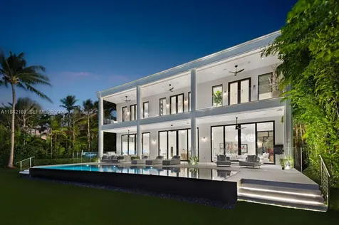 33 E Dilido Drive Miami Beach FL 33139
