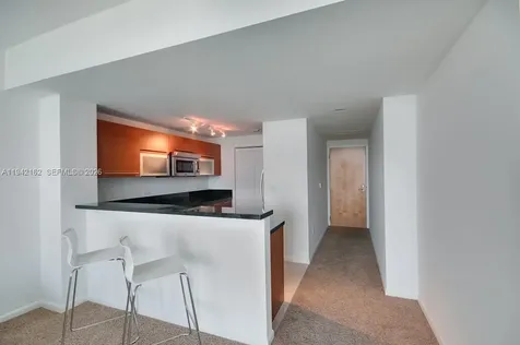 253 NE 2nd Street Miami FL 33132