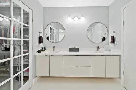 3600 Mystic Pointe Drive Aventura FL 33180