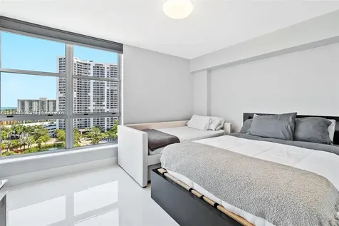 3600 Mystic Pointe Drive Aventura FL 33180
