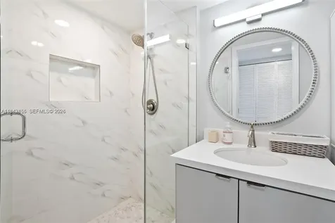 3600 Mystic Pointe Drive Aventura FL 33180