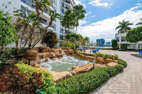 3600 Mystic Pointe Drive Aventura FL 33180