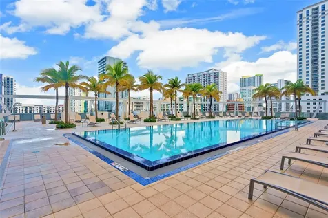 1111 SW 1st Avenue Miami FL 33130