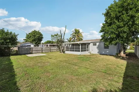 3209 Scanlan Avenue Lake Worth FL 33461