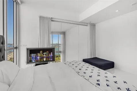 1100 Biscayne Boulevard Miami FL 33132