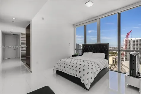1100 Biscayne Boulevard Miami FL 33132