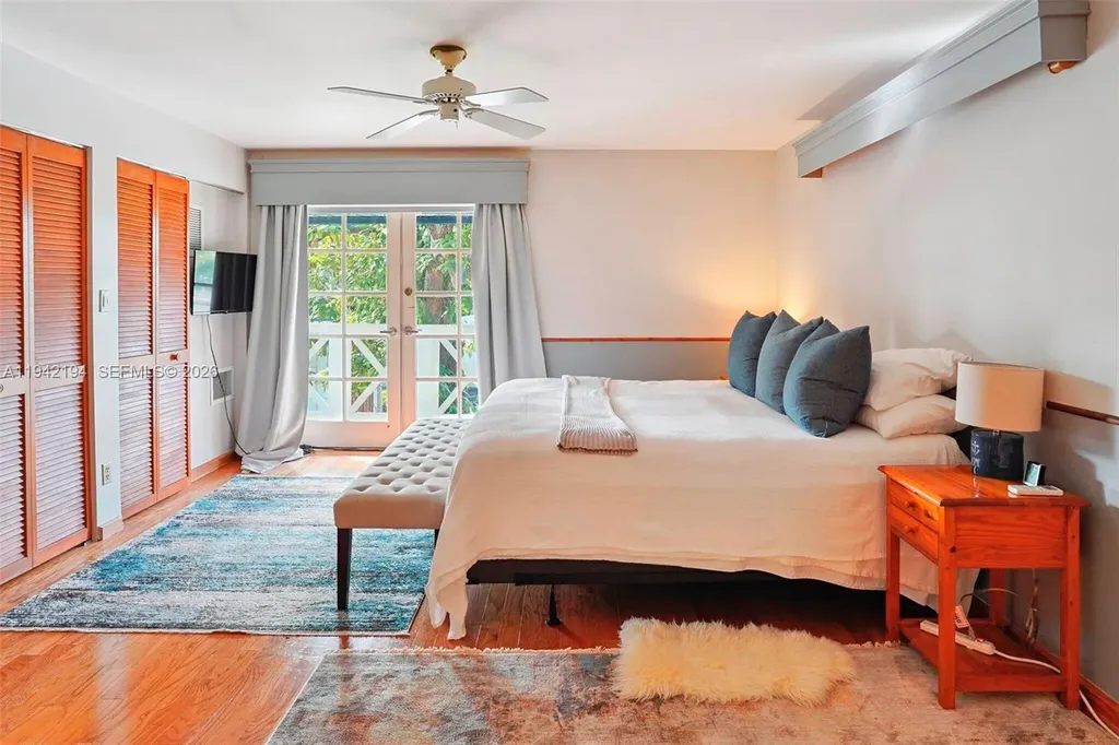 335 Coral Way Fort Lauderdale FL 33301