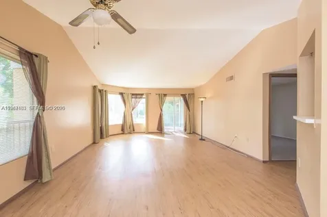 2667 NW 33rd Street Oakland Park FL 33309