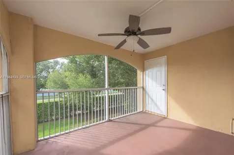 2667 NW 33rd Street Oakland Park FL 33309