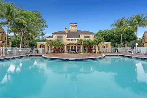 2667 NW 33rd Street Oakland Park FL 33309