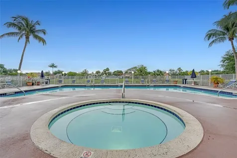 2667 NW 33rd Street Oakland Park FL 33309