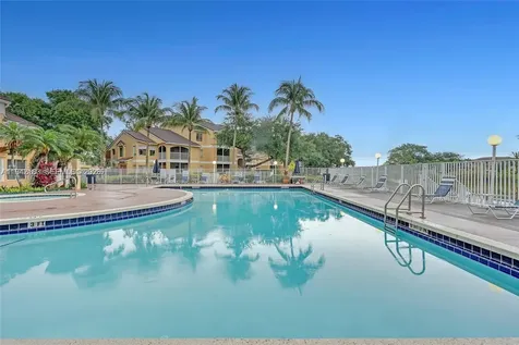 2667 NW 33rd Street Oakland Park FL 33309