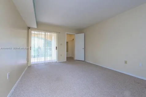 2667 NW 33rd Street Oakland Park FL 33309