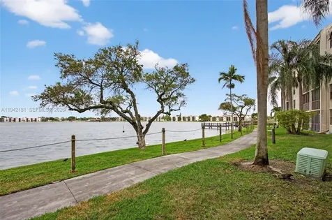 114 Lake Emerald Drive Oakland Park FL 33309