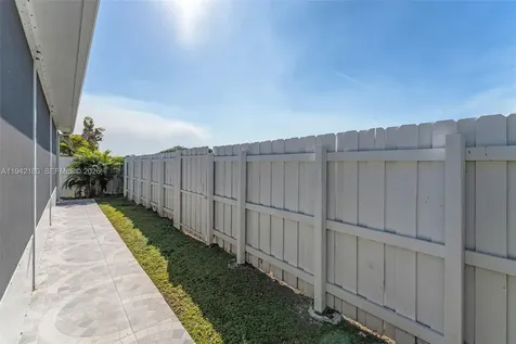 1856 NE 3rd Court Homestead FL 33033