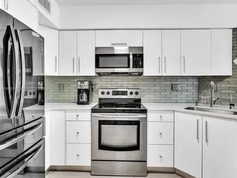 3530 Mystic Pointe Drive Aventura FL 33180