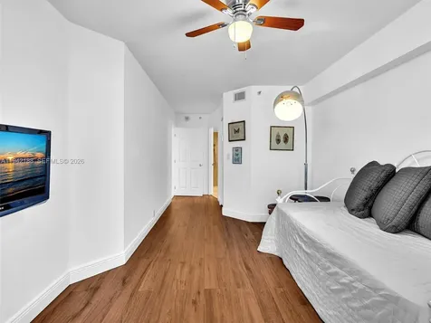 3530 Mystic Pointe Drive Aventura FL 33180