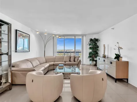 3530 Mystic Pointe Drive Aventura FL 33180
