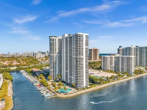 3530 Mystic Pointe Drive Aventura FL 33180