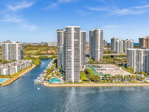 3530 Mystic Pointe Drive Aventura FL 33180