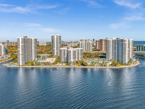 3530 Mystic Pointe Drive Aventura FL 33180