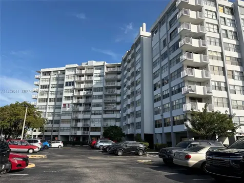 Miami FL 33179