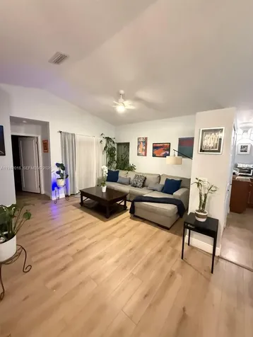 17225 NW 7th Street Pembroke Pines FL 33029