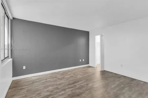 10400 SW 108 Avenue Miami FL 33176