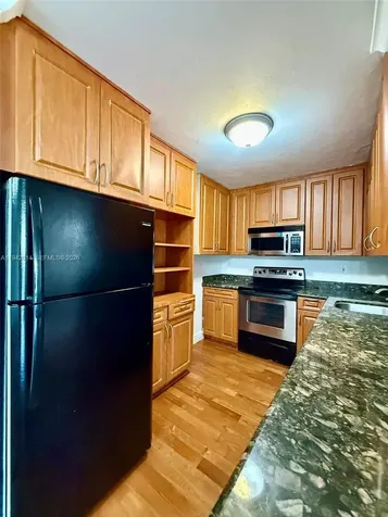 1605 Bay Road Miami Beach FL 33139