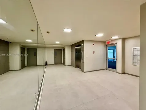 1605 Bay Road Miami Beach FL 33139