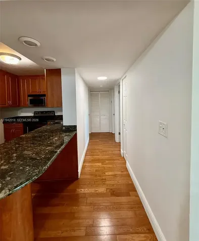 1605 Bay Road Miami Beach FL 33139