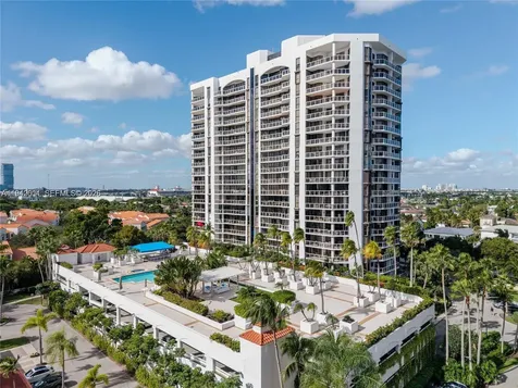 3598 Yacht Club Drive Aventura FL 33180