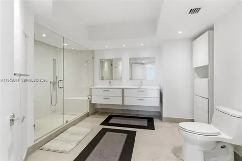 3598 Yacht Club Drive Aventura FL 33180