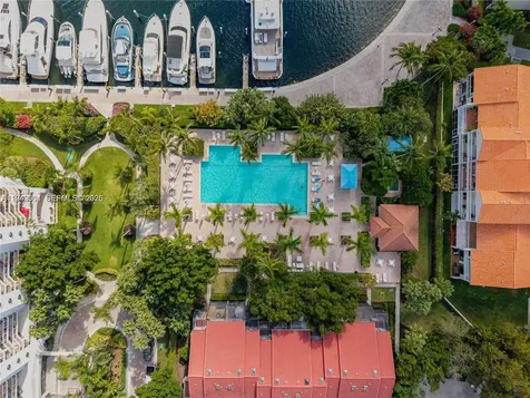 3598 Yacht Club Drive Aventura FL 33180