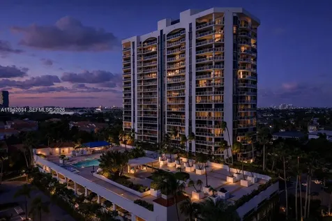 3598 Yacht Club Drive Aventura FL 33180
