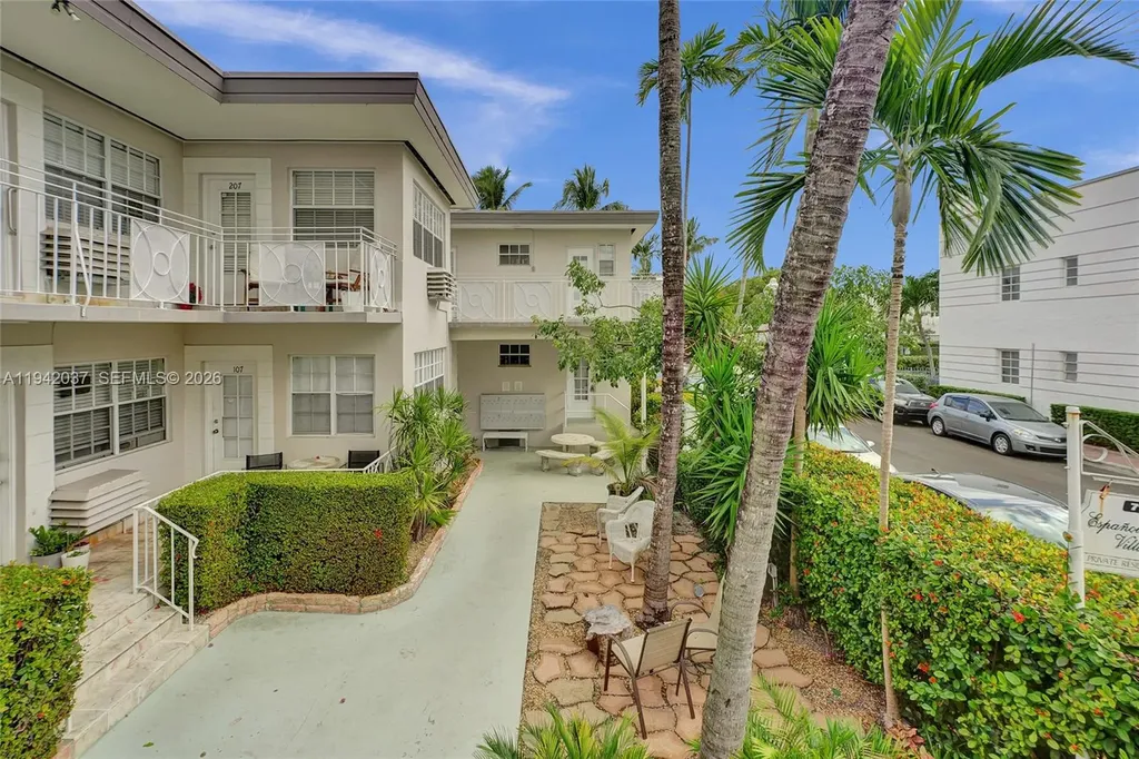 717 Espanola Way Miami Beach FL 33139