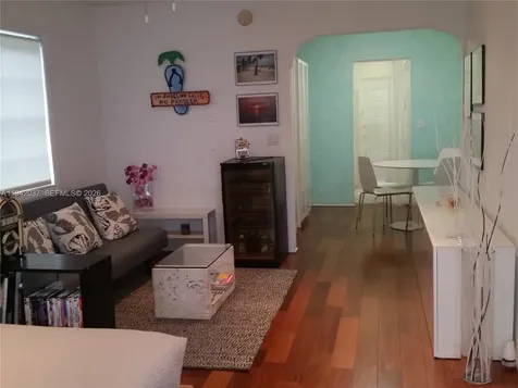 717 Espanola Way Miami Beach FL 33139