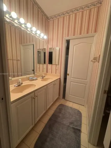 10020 Honey Tree Court Orlando FL 32836