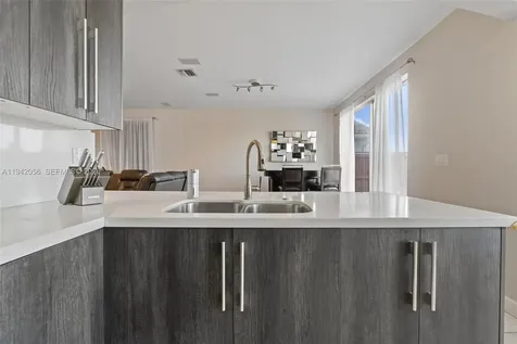 16301 SW 70th Street Miami FL 33193