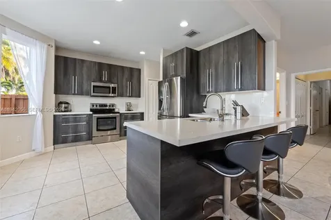 16301 SW 70th Street Miami FL 33193