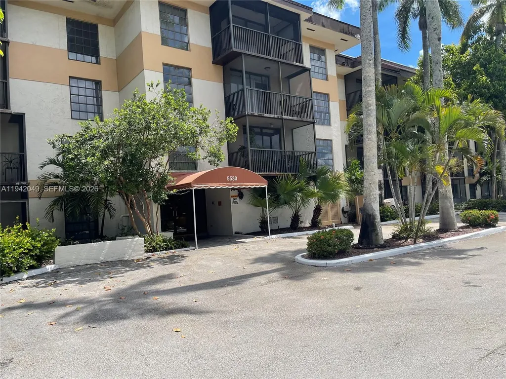 5530 NW 44th Street Lauderhill FL 33319