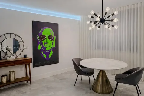 301 Ocean Drive Miami Beach FL 33139