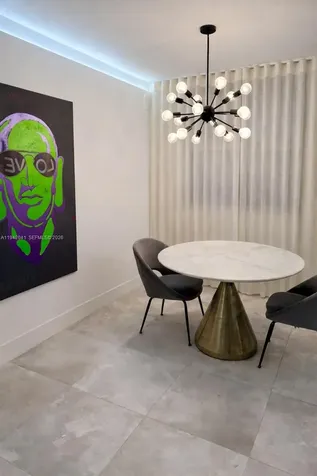 301 Ocean Drive Miami Beach FL 33139