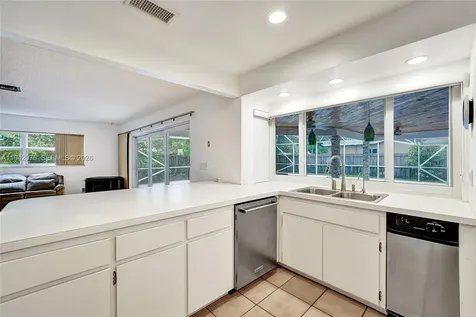 7420 SW 13th Street Plantation FL 33317
