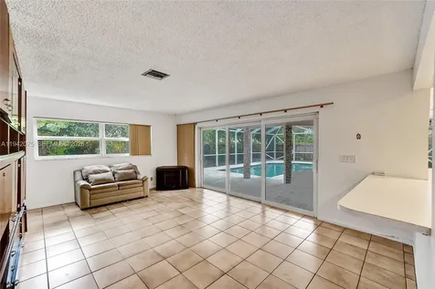7420 SW 13th Street Plantation FL 33317