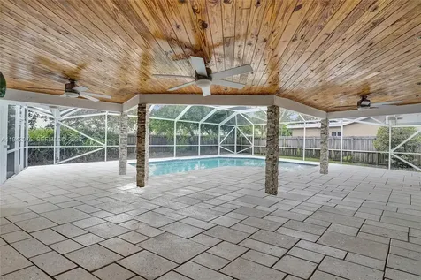 7420 SW 13th Street Plantation FL 33317