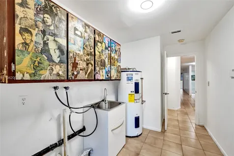 7420 SW 13th Street Plantation FL 33317