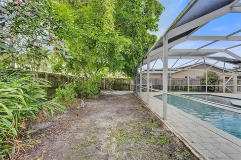 7420 SW 13th Street Plantation FL 33317